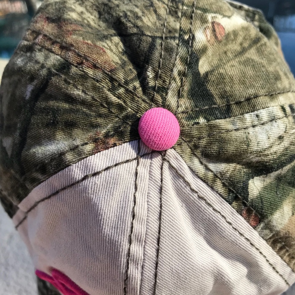 Pink ford Camo hat!🌸🌸sold - Picture 2 of 3